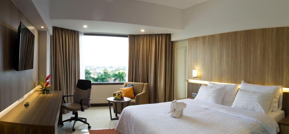 Horison Ultima Bandung Hotel Exterior photo