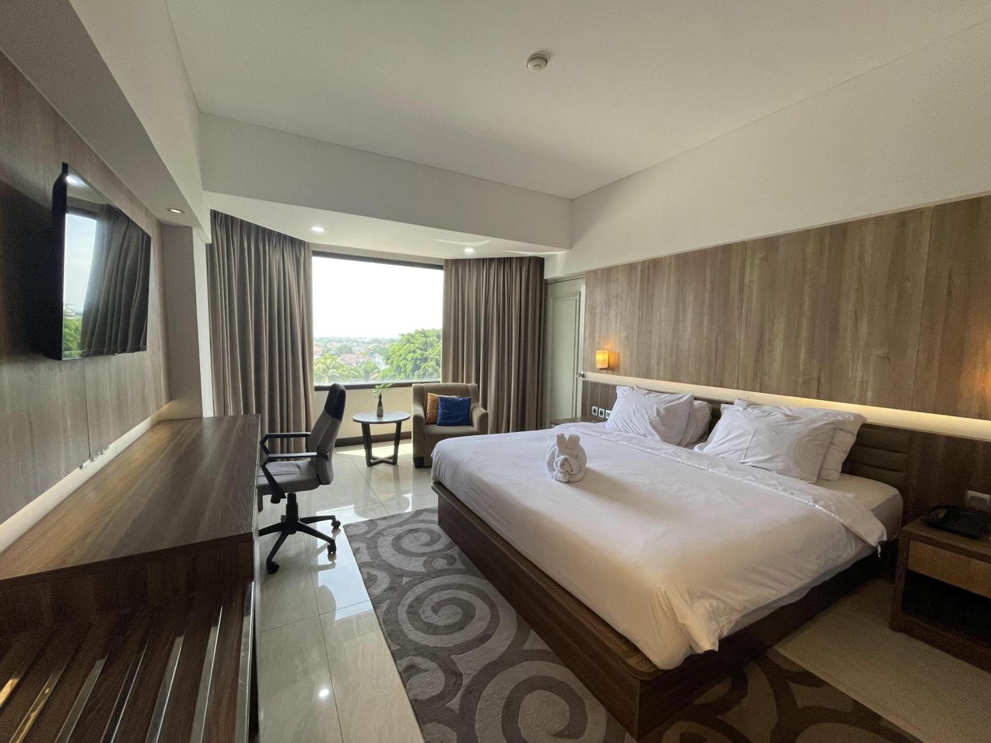 Horison Ultima Bandung Hotel Exterior photo